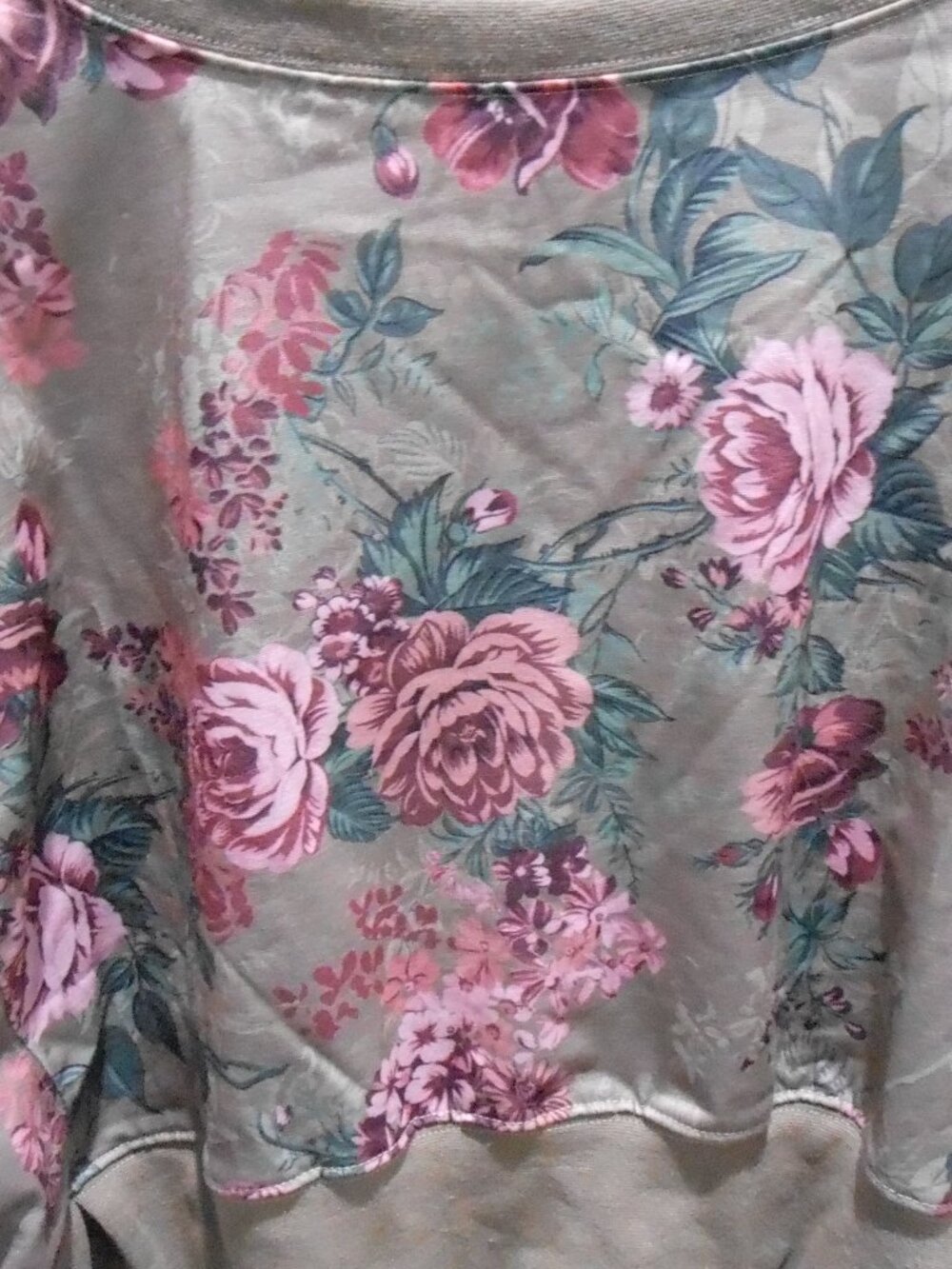 Soly Hux Women's Lt Brown Floral Long Sleeve Cropped Crew Neck Sweatshirt Size-M - Picture 3 of 5